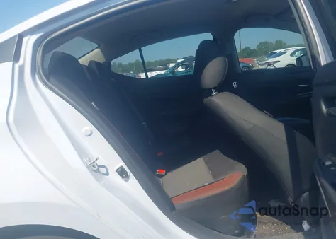 2023 Nissan Versa Sr z USA, uszkodzony, nr VIN 3N1CN8FVXPL824734